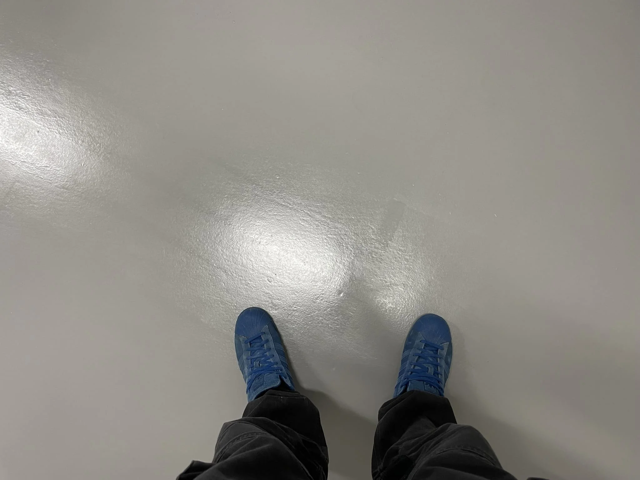 Готовое цветное полимерное покрытие в логистическом центре / ТопПолГарант