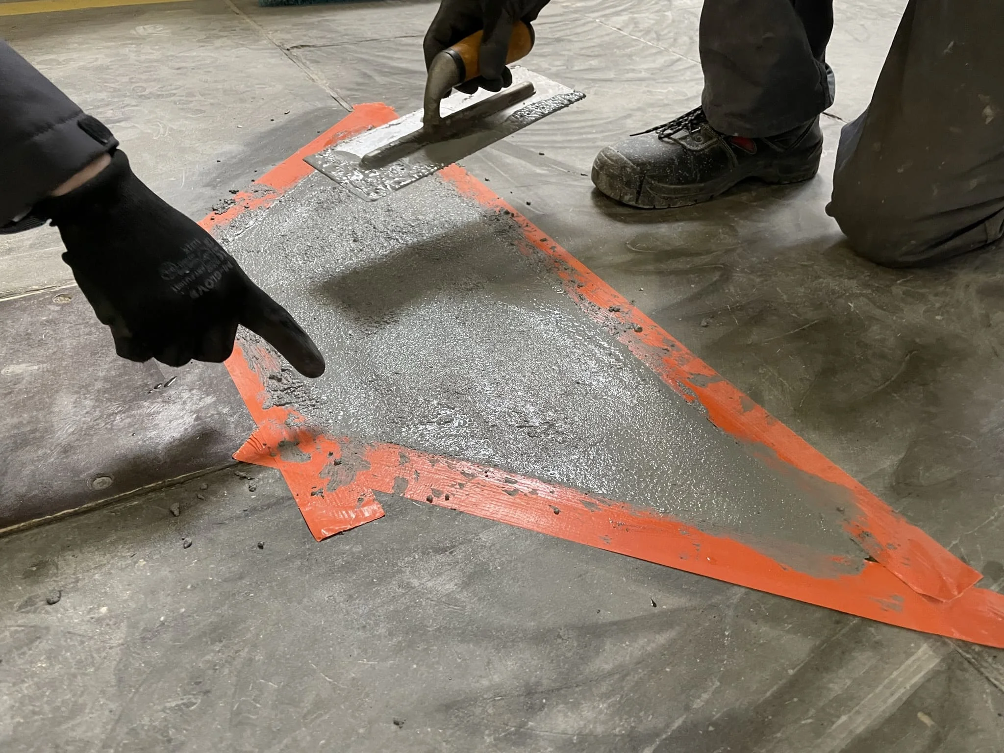 Просчет и смета стоимости кварценаполнённого пола для производственного объекта / ТопПолГарант