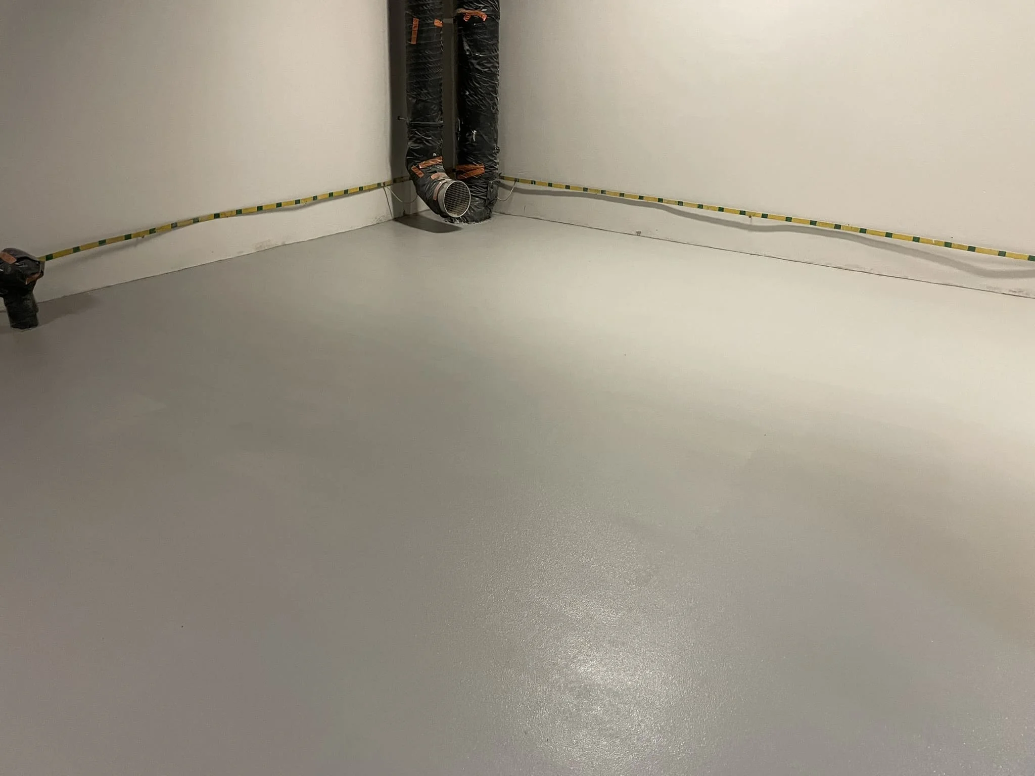 Устройство магнезиального пола в архивном помещении или серверной / ТопПолГарант