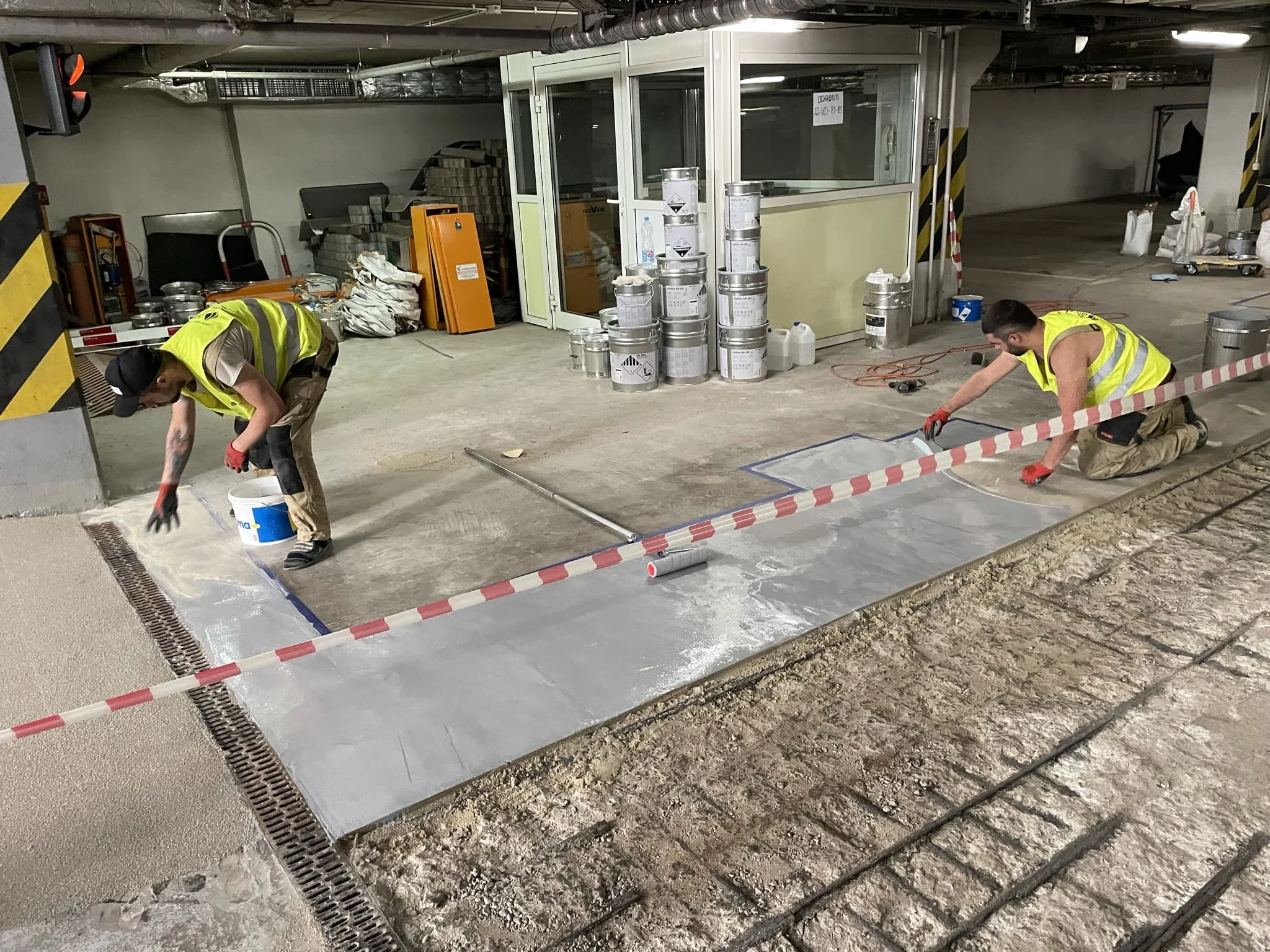 Готовая поверхность технического наливного пола на складе