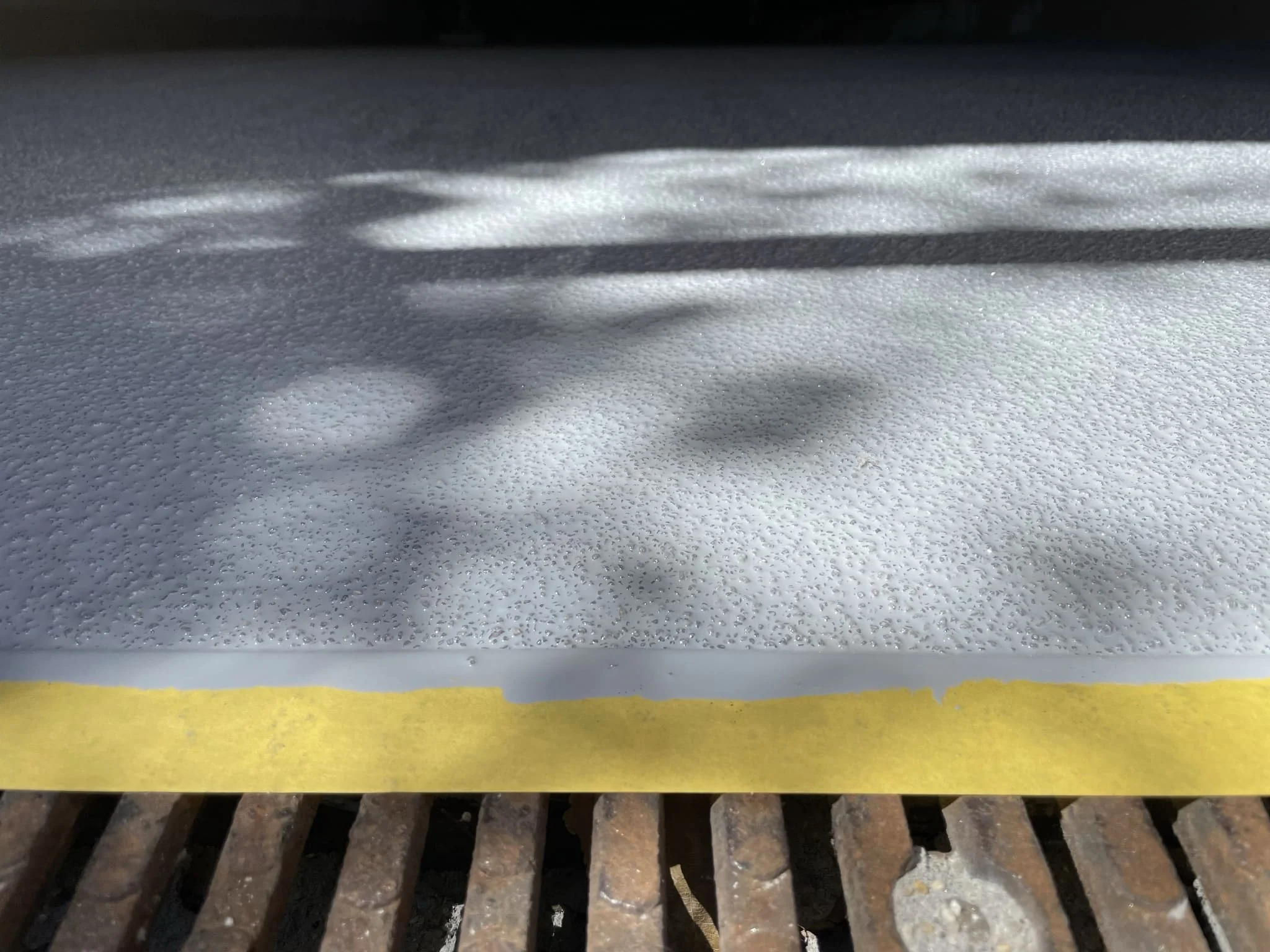 Заливка технического наливного пола в производственном цеху